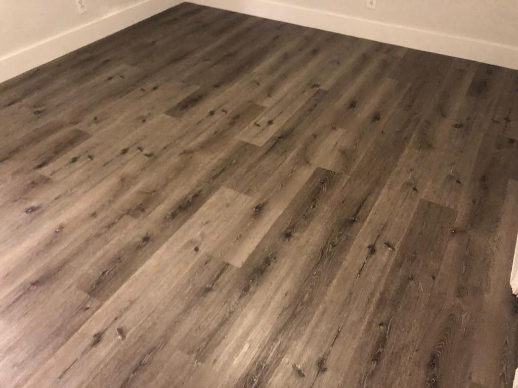 1-5  / 4 3852 sq. ft. $ 2026-06-21 0 foto
