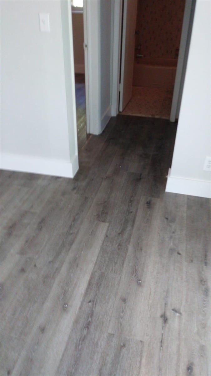 1-5  / 4 3852 sq. ft. $ 2026-06-21 0 foto