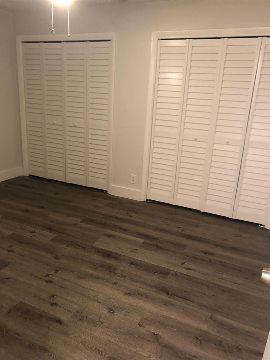 1-5  / 4 3852 sq. ft. $ 2026-06-21 0 foto