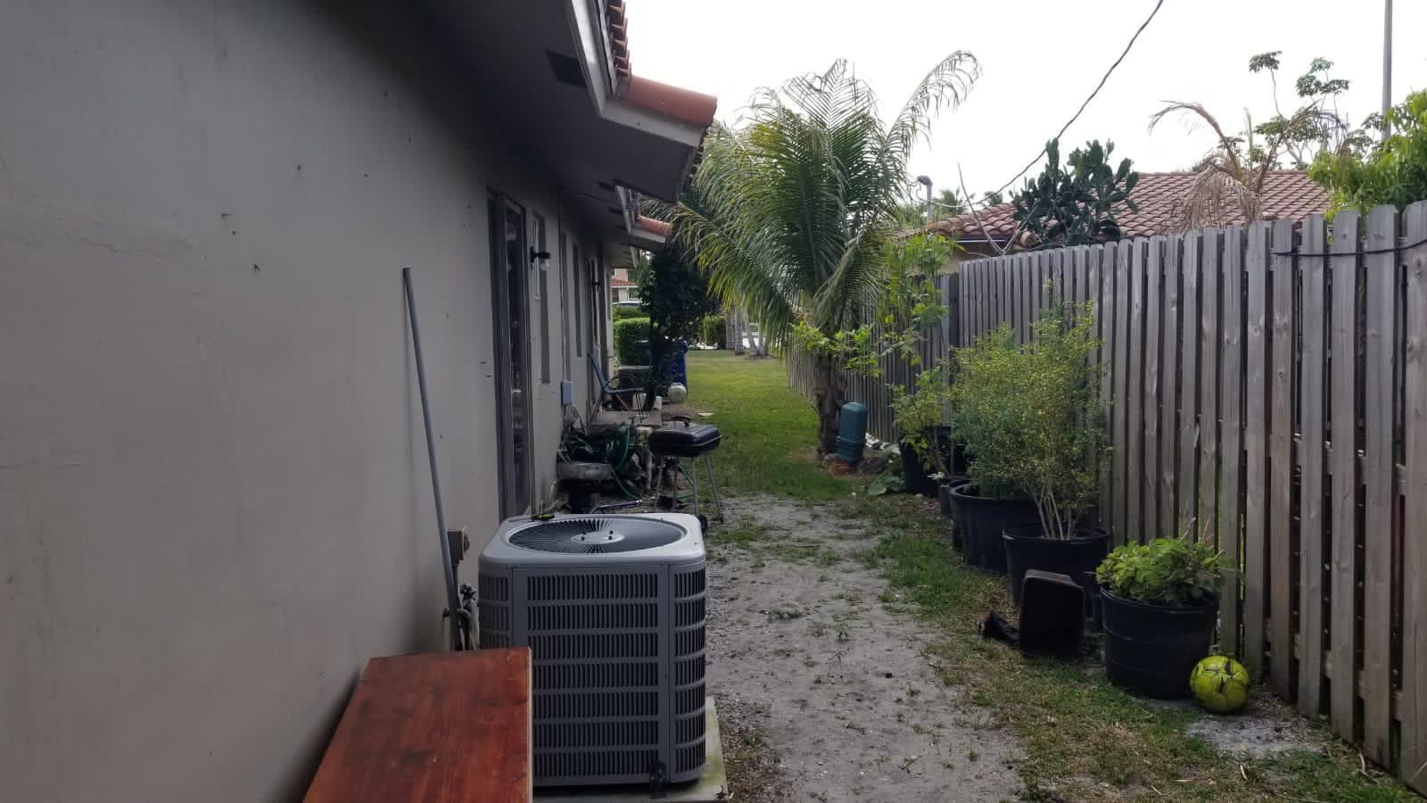 1-5  / 4 3852 sq. ft. $ 2026-06-21 0 foto