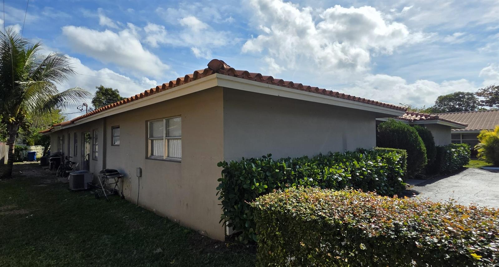 1-5  / 4 3852 sq. ft. $ 2026-06-21 0 foto