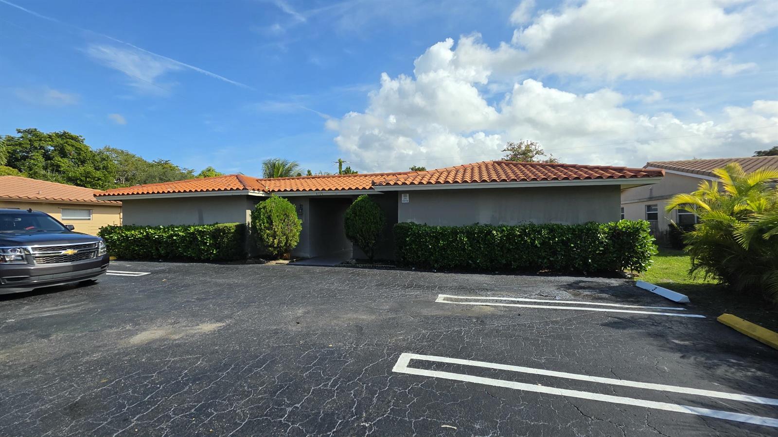 1-5  / 4 3852 sq. ft. $ 2026-06-21 0 foto