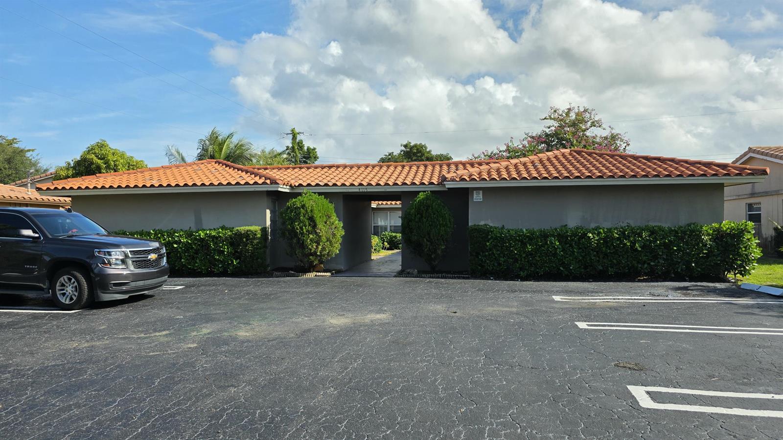 1-5  / 4 3852 sq. ft. $ 2026-06-21 0 foto