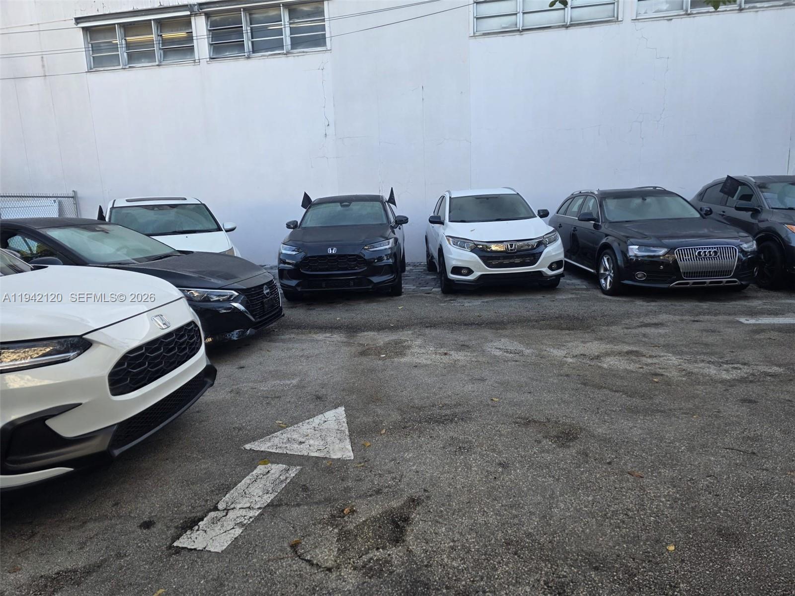   /   sq. ft. $ 2026-01-09 0 Photo