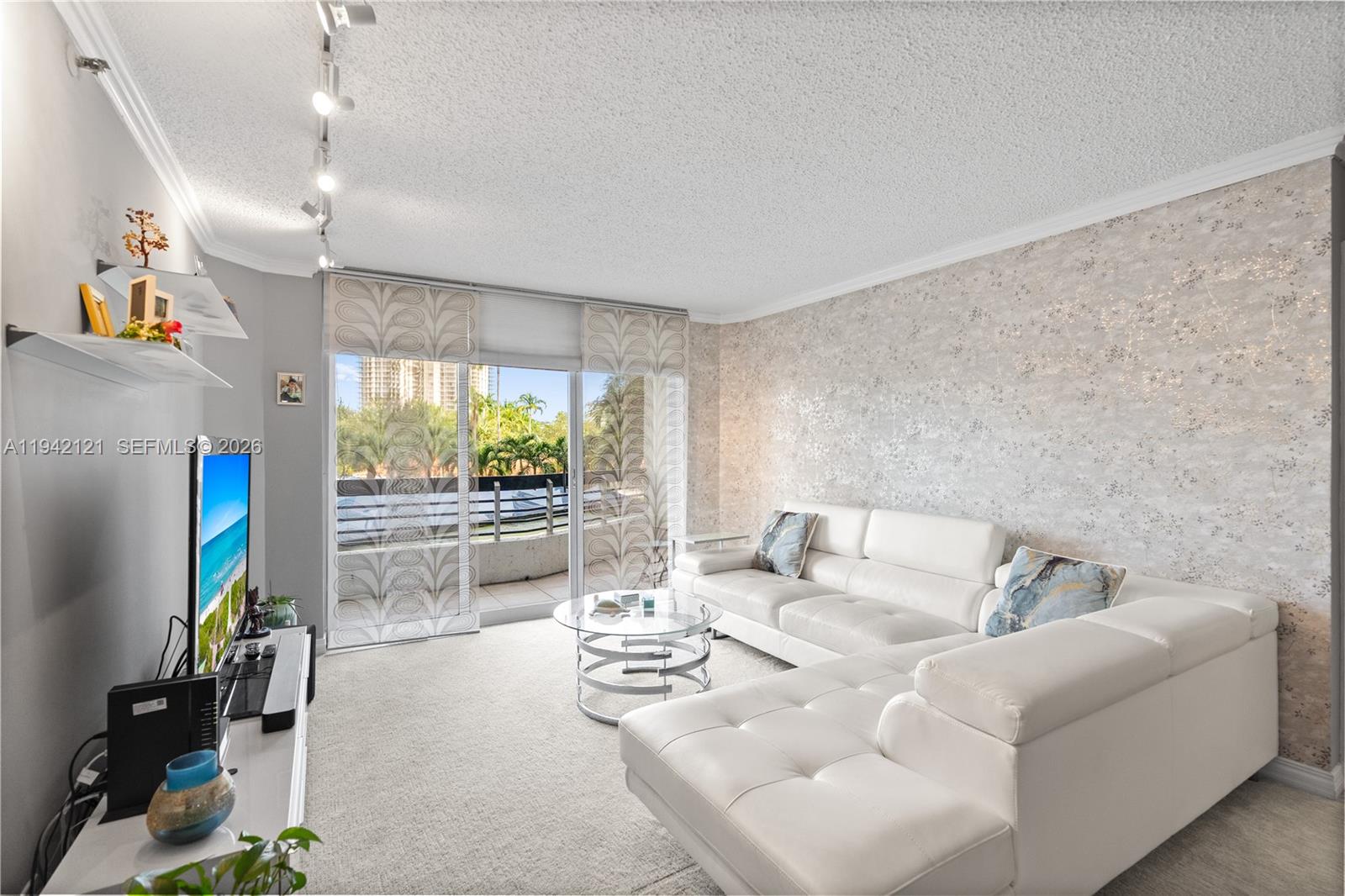 Photo of 3600 Mystic Pointe Dr  #309, Aventura, Florida, 33180 - 