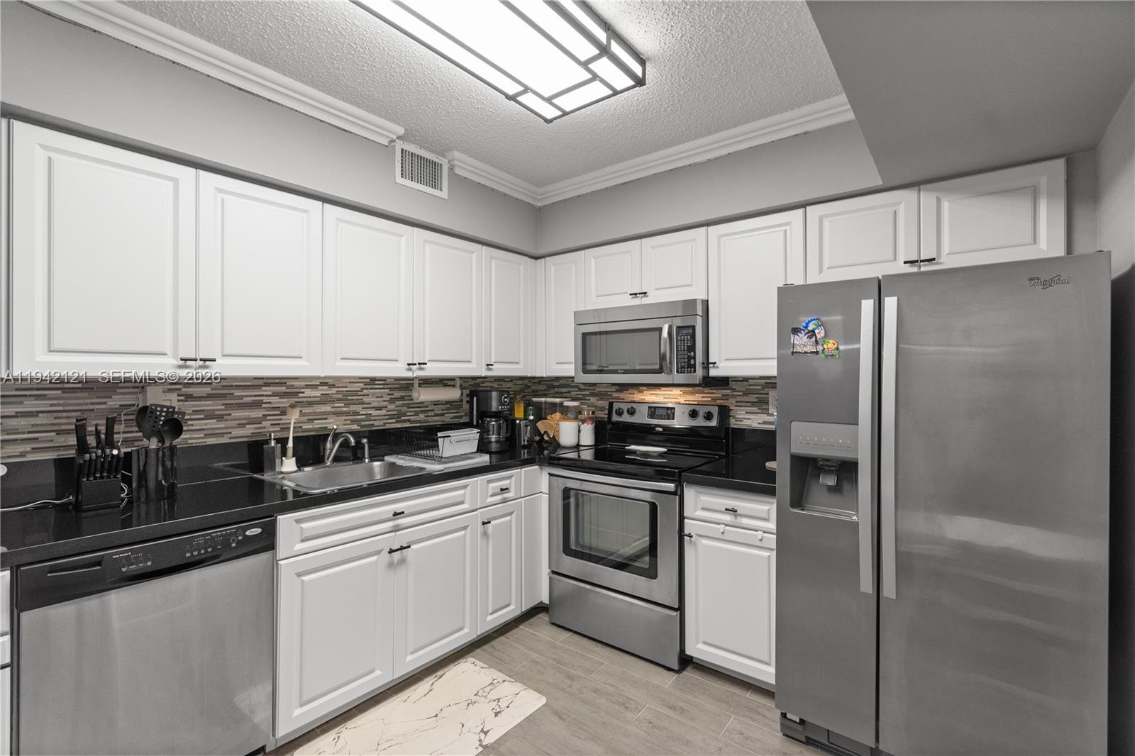 Photo of 3600 Mystic Pointe Dr  #309, Aventura, Florida, 33180 - 