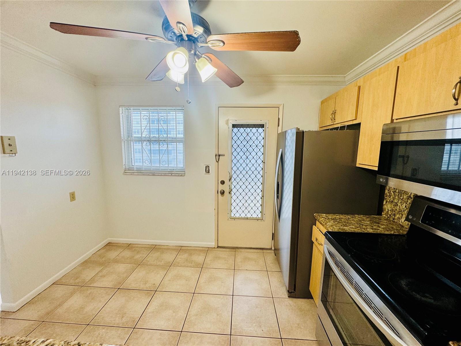 Photo of 420 12th Ave  #502, Hallandale Beach, Florida, 33009 - 