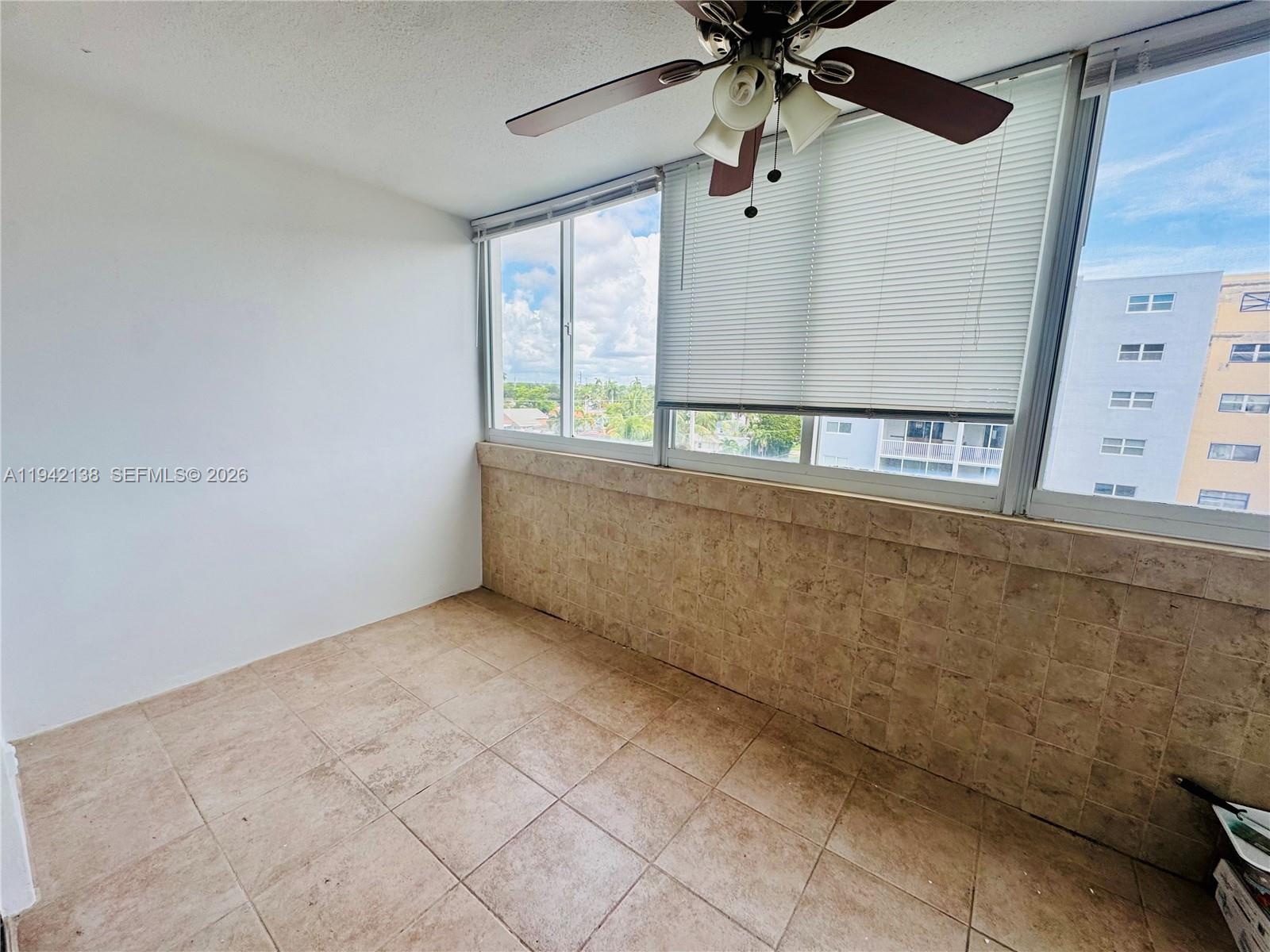 Photo of 420 12th Ave  #502, Hallandale Beach, Florida, 33009 - 
