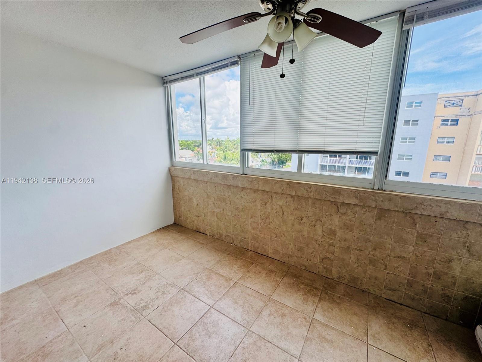 Photo of 420 12th Ave  #502, Hallandale Beach, Florida, 33009 - 