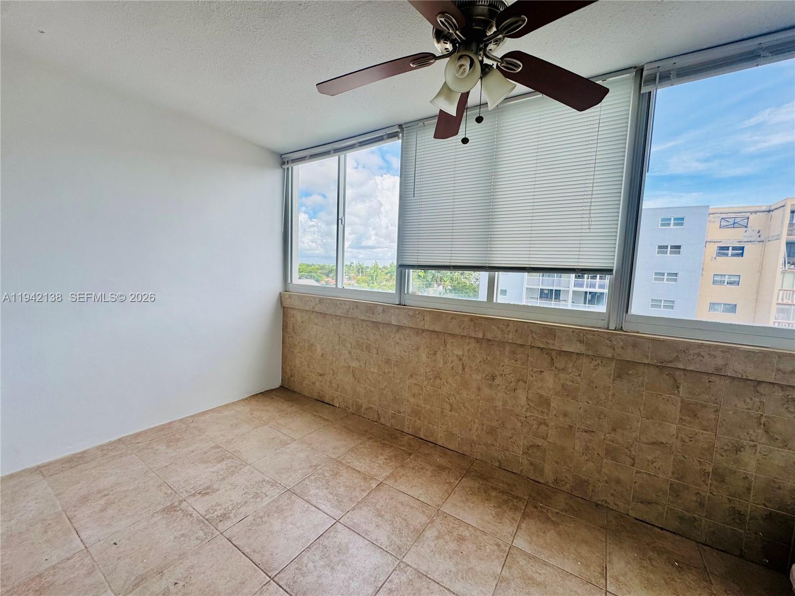 Photo of 420 12th Ave  #502, Hallandale Beach, Florida, 33009 - 
