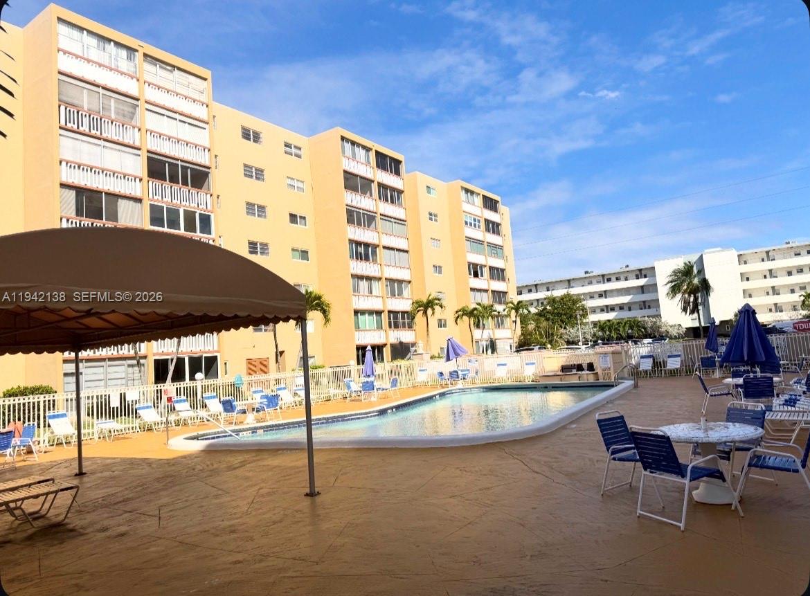 Photo of 420 12th Ave  #502, Hallandale Beach, Florida, 33009 - 