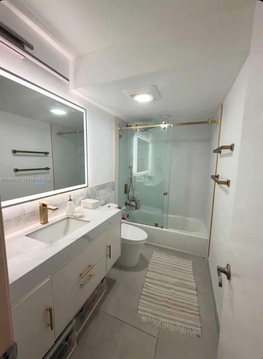 Photo of 420 12th Ave  #502, Hallandale Beach, Florida, 33009 - 