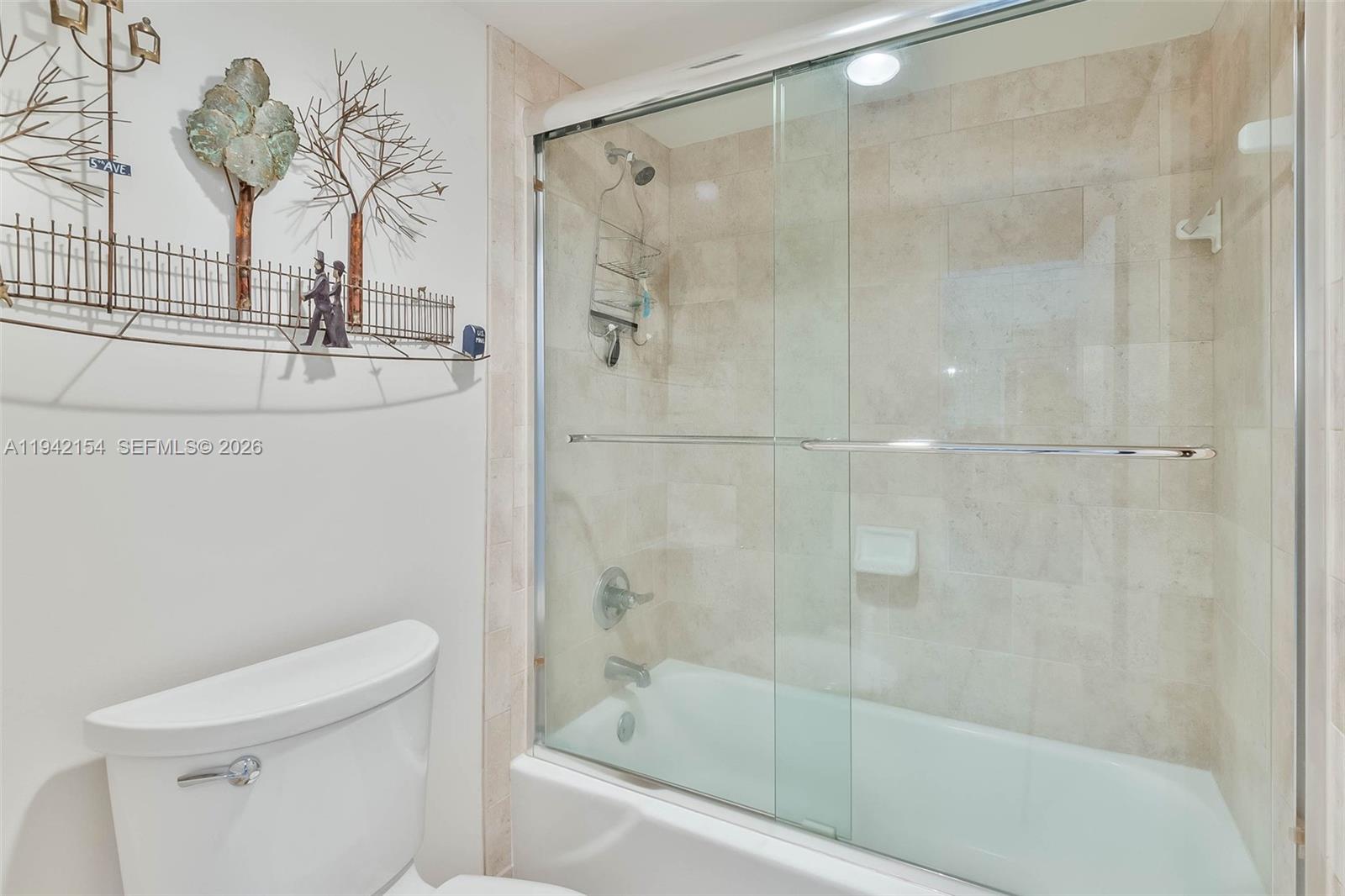 617 1 / 2 762 sq. ft. $ 2026-01-09 0 Photo