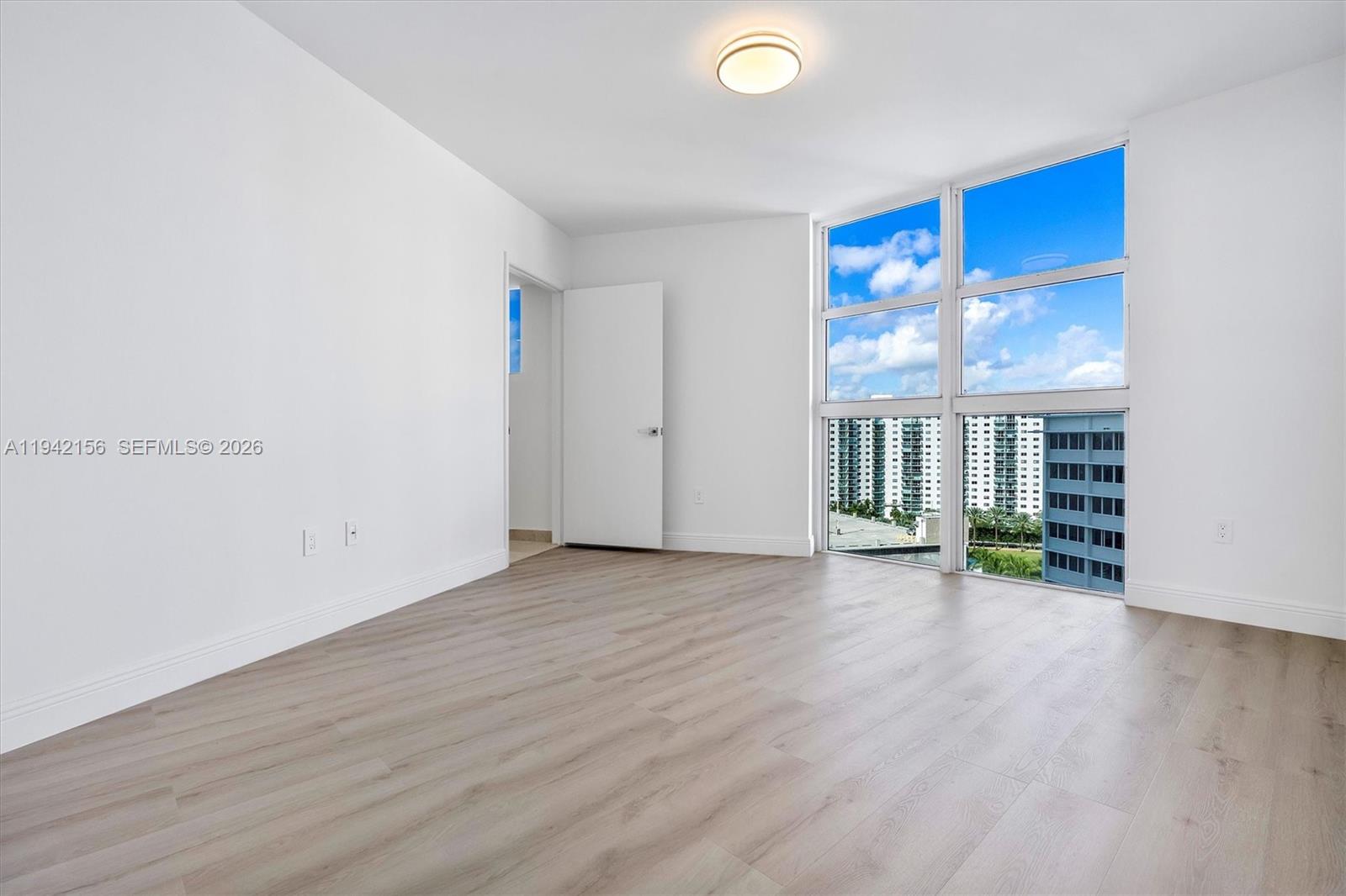 Photo of 19111 Collins Ave #1102, Sunny Isles Beach, Florida, 33160 -