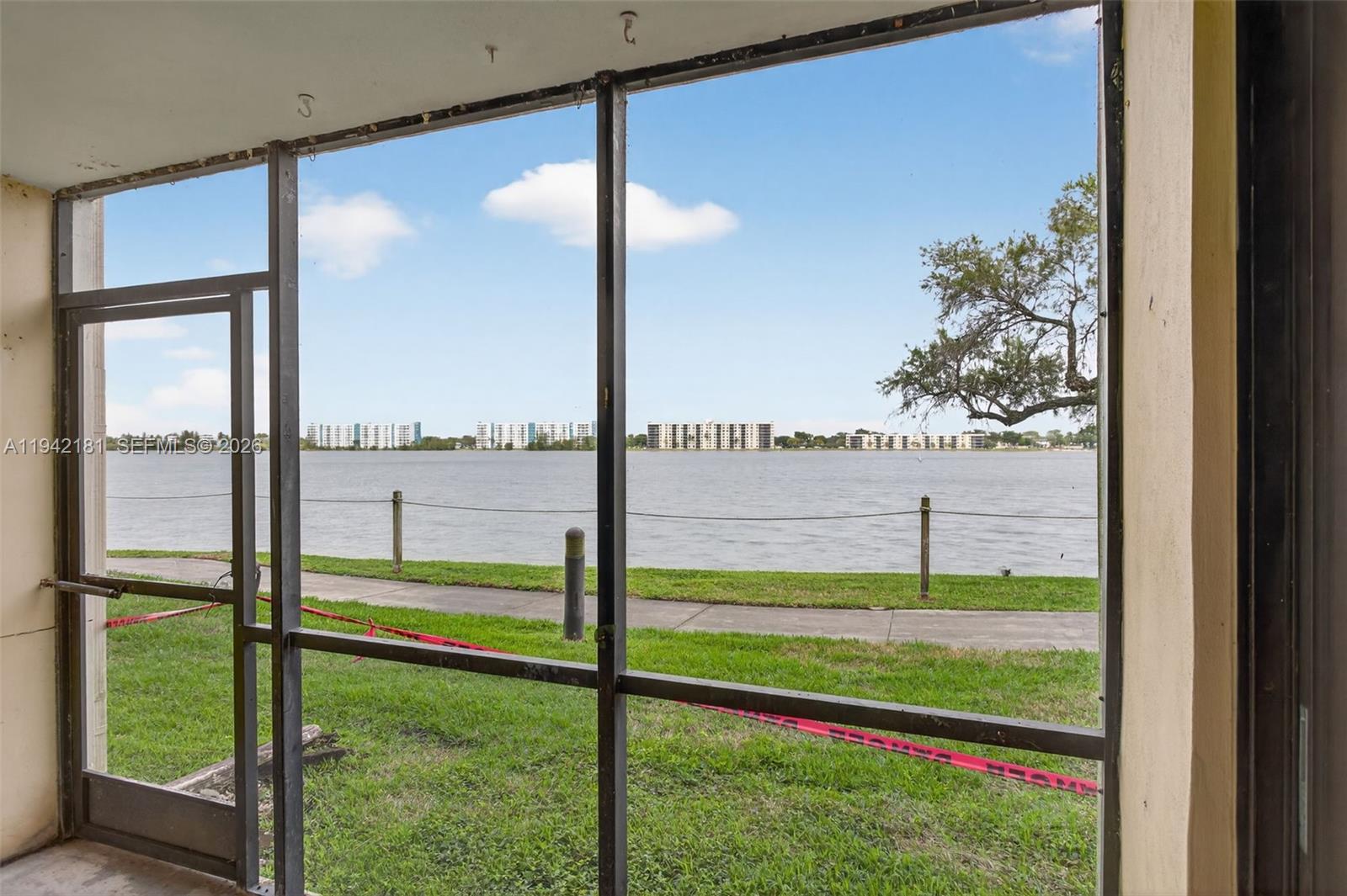 104 2 / 2 920 sq. ft. $ 2026-01-09 0 Photo