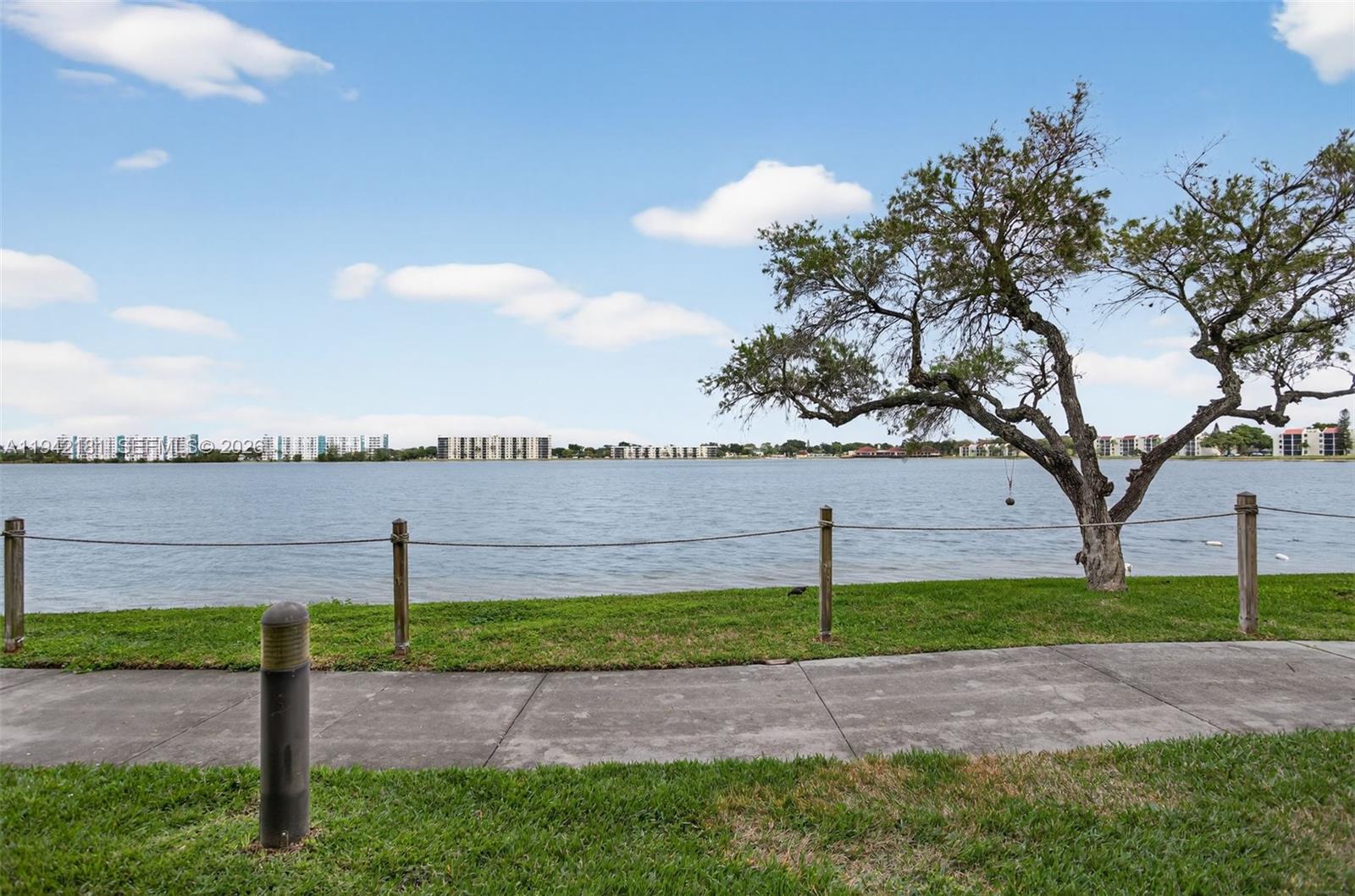 104 2 / 2 920 sq. ft. $ 2026-01-09 0 Photo