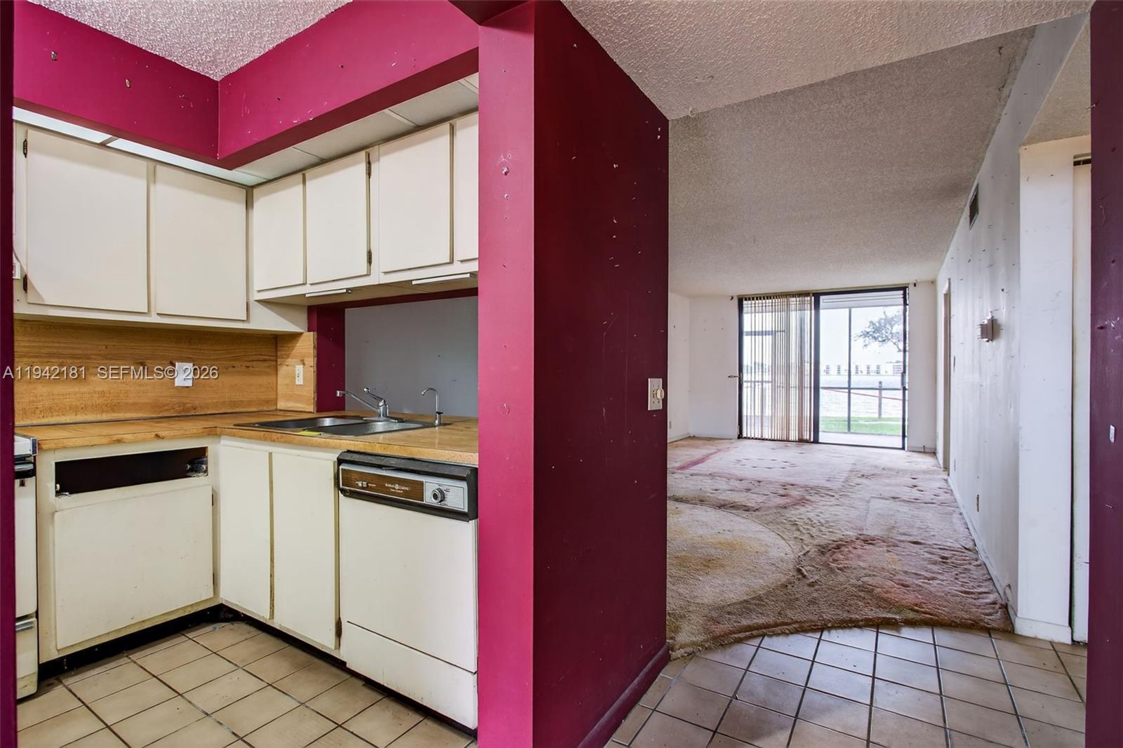 104 2 / 2 920 sq. ft. $ 2026-01-09 0 Photo