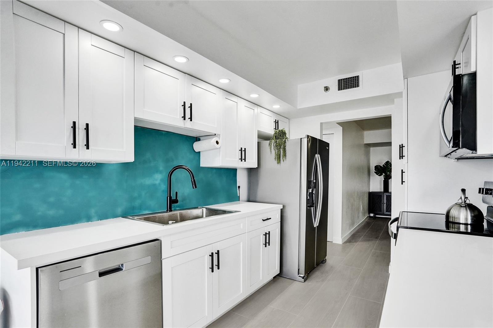 Photo of 1201 Ocean Dr  #908S, Hollywood, Florida, 33019 - 