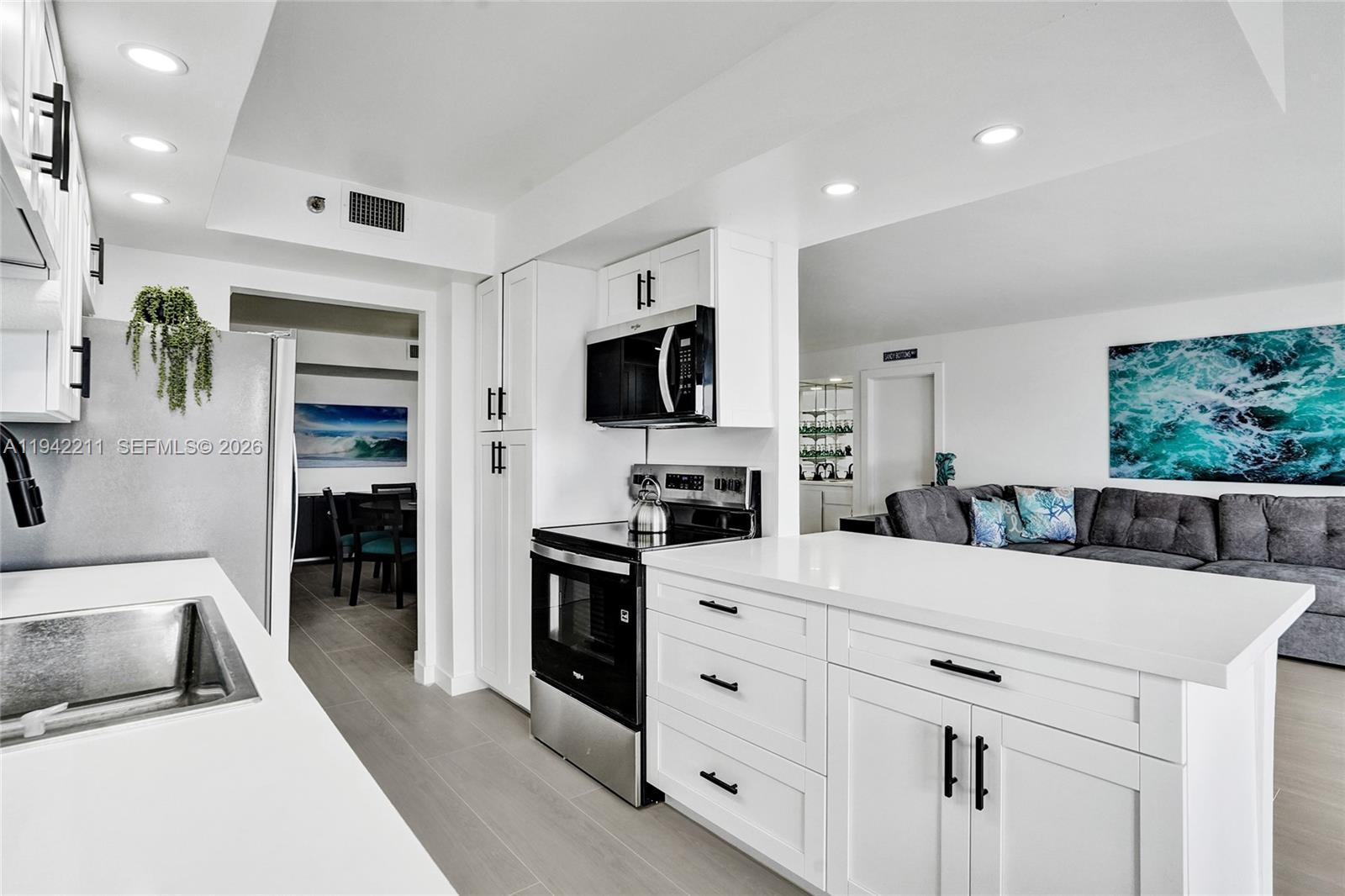 Photo of 1201 Ocean Dr  #908S, Hollywood, Florida, 33019 - 