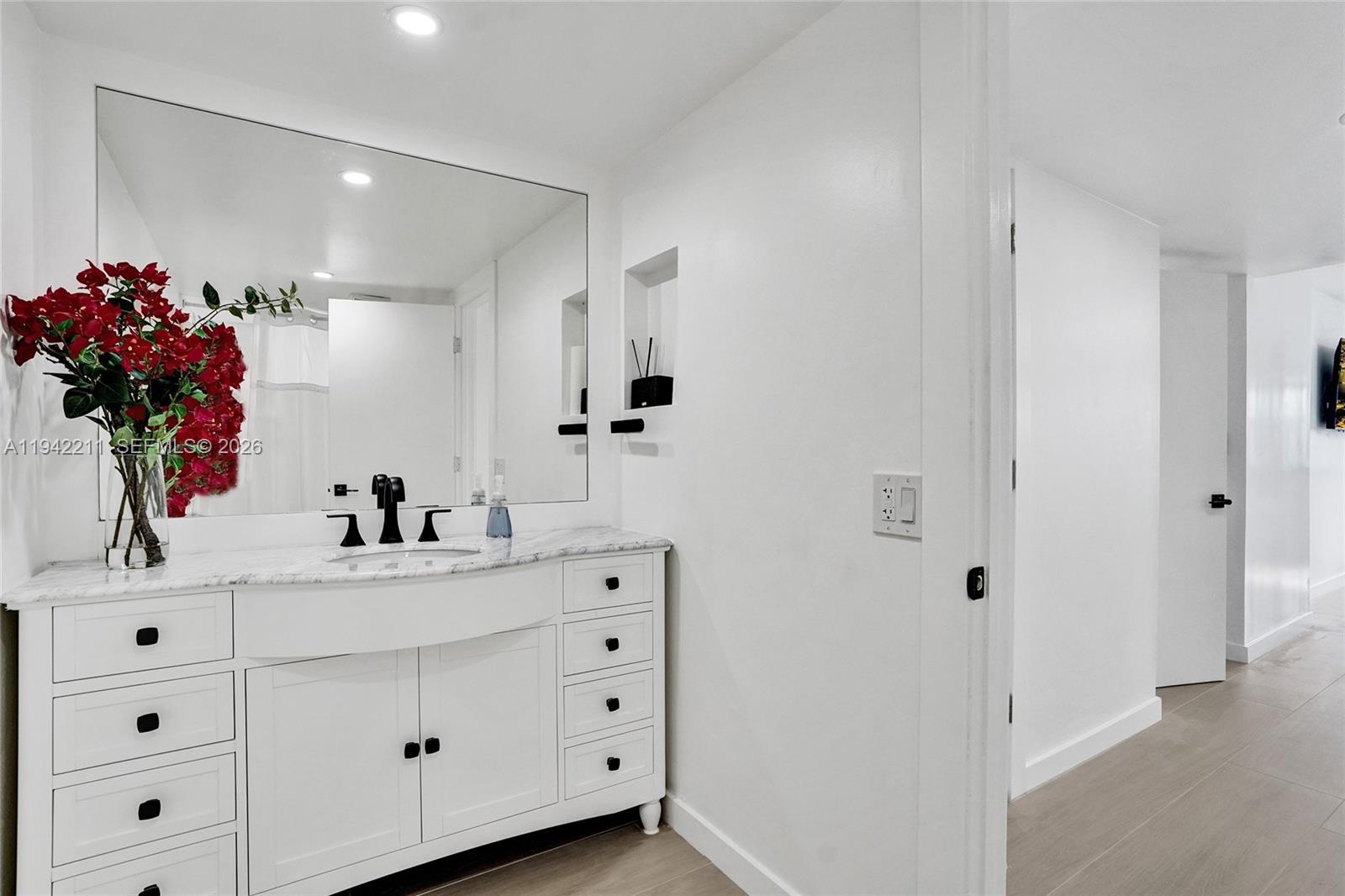 Photo of 1201 Ocean Dr  #908S, Hollywood, Florida, 33019 - 