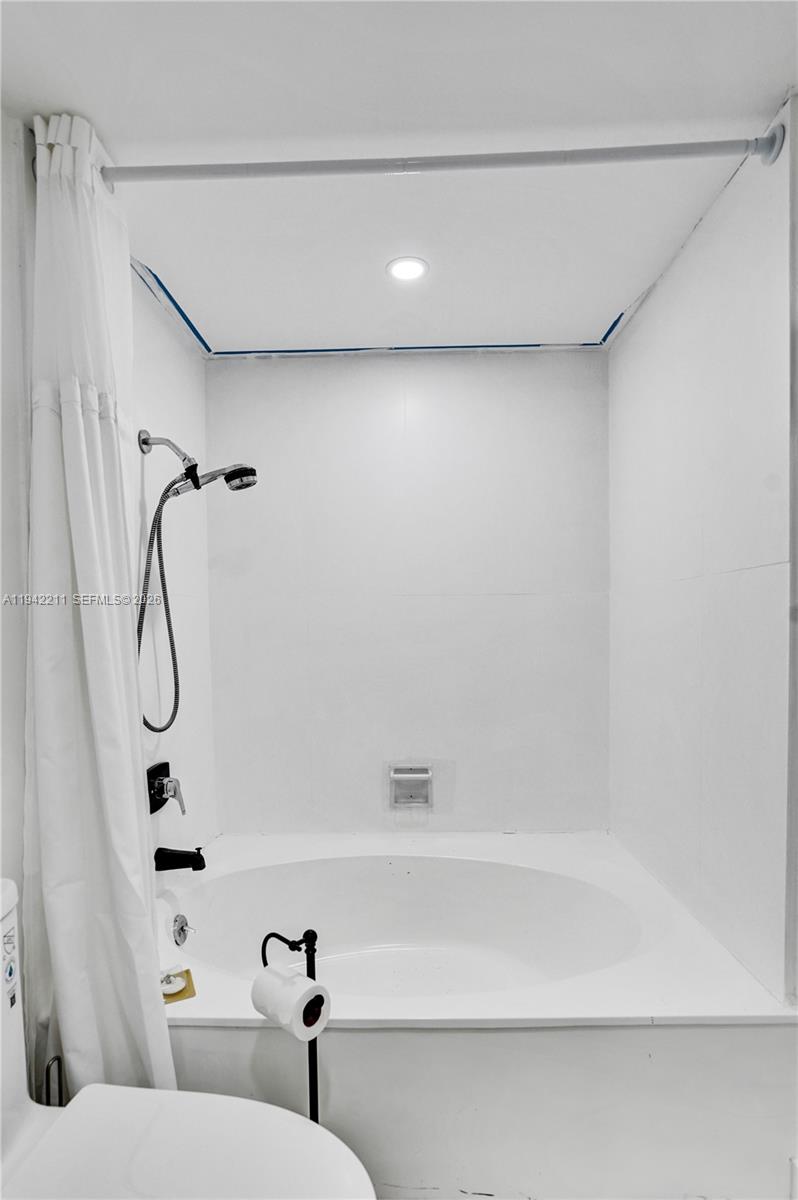 Photo of 1201 Ocean Dr  #908S, Hollywood, Florida, 33019 - 