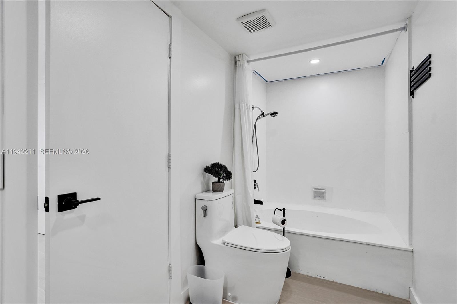 Photo of 1201 Ocean Dr  #908S, Hollywood, Florida, 33019 - 