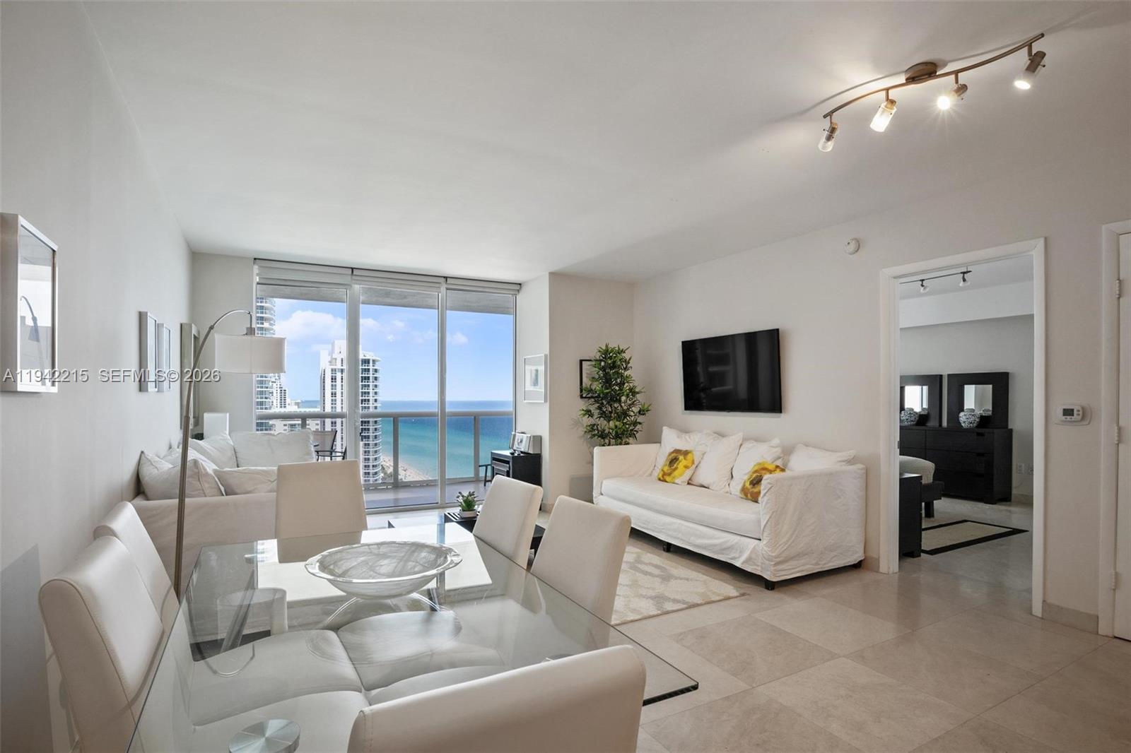 2110 2 / 2 1337 sq. ft. $ 2026-01-09 0 foto