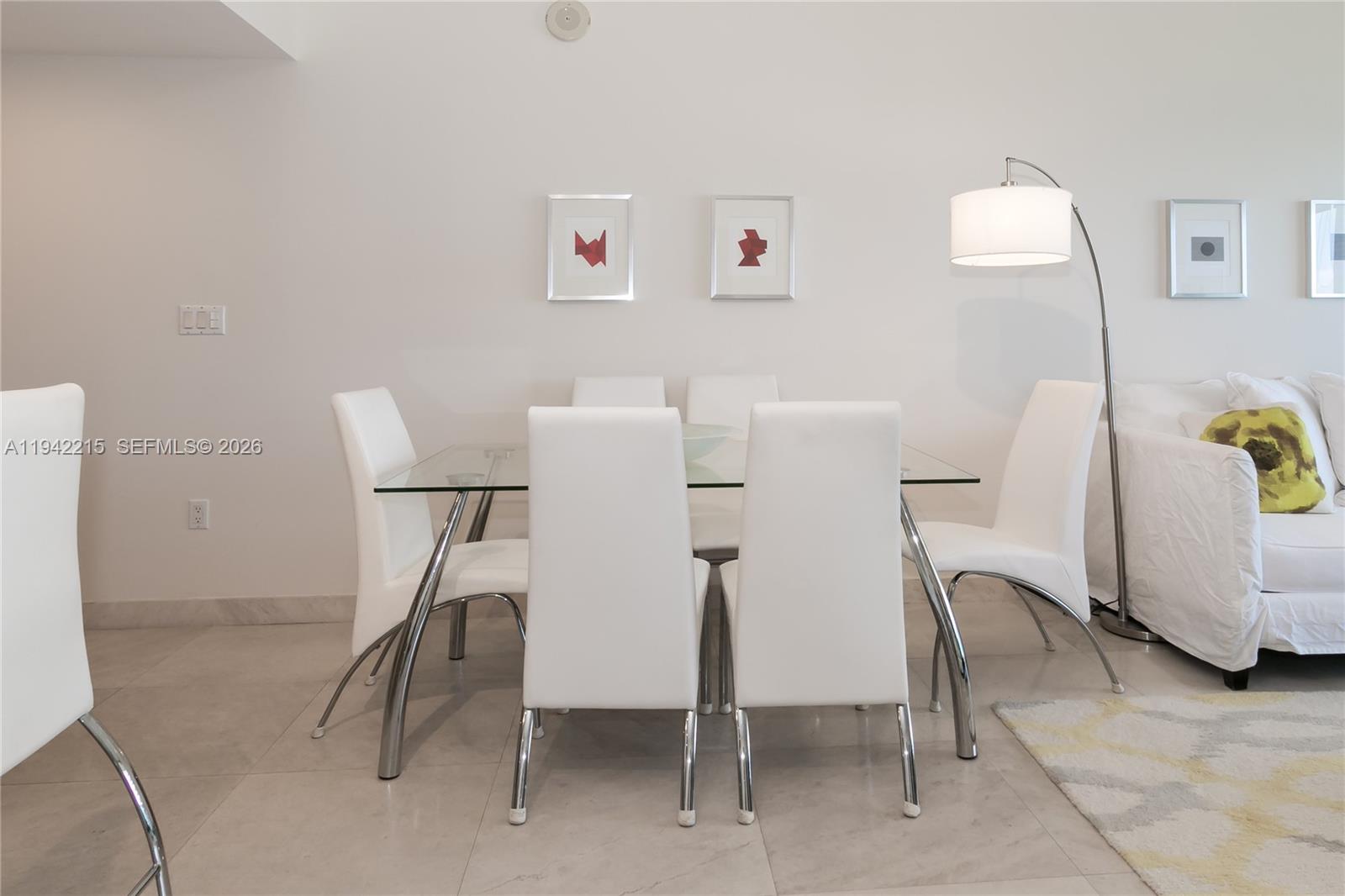 2110 2 / 2 1337 sq. ft. $ 2026-01-09 0 foto