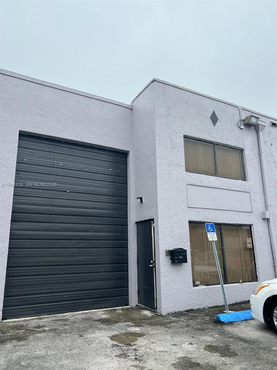 1406  /   sq. ft. $ 2026-01-09 0 Photo