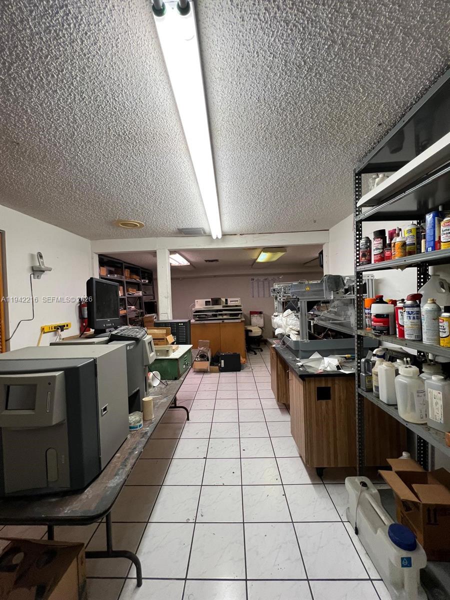 1406  /   sq. ft. $ 2026-01-09 0 Photo