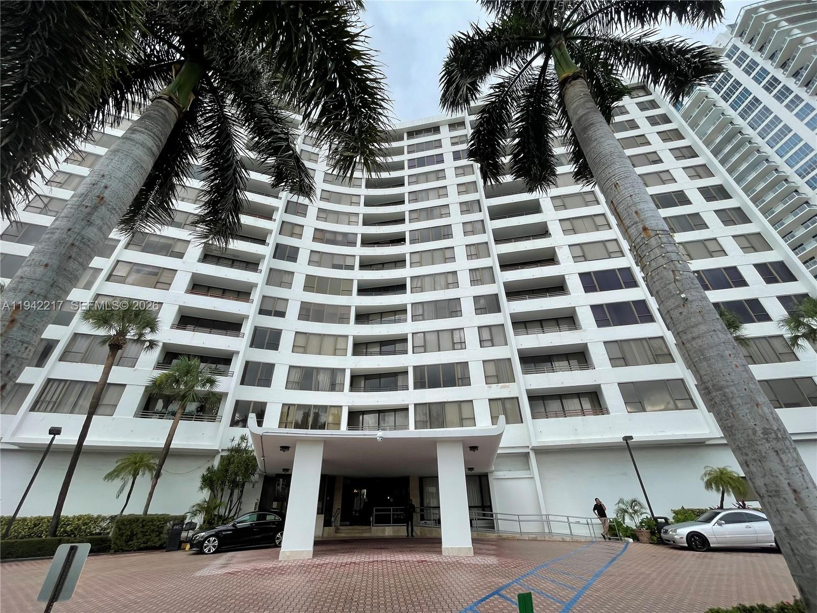 Photo of 3505 Ocean Dr #310, Hollywood, Florida, 33019 -