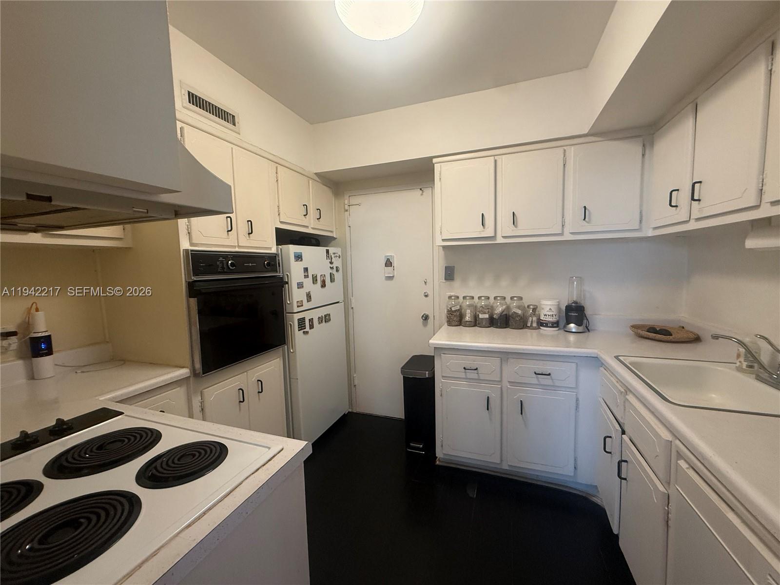 Photo of 3505 Ocean Dr #310, Hollywood, Florida, 33019 -