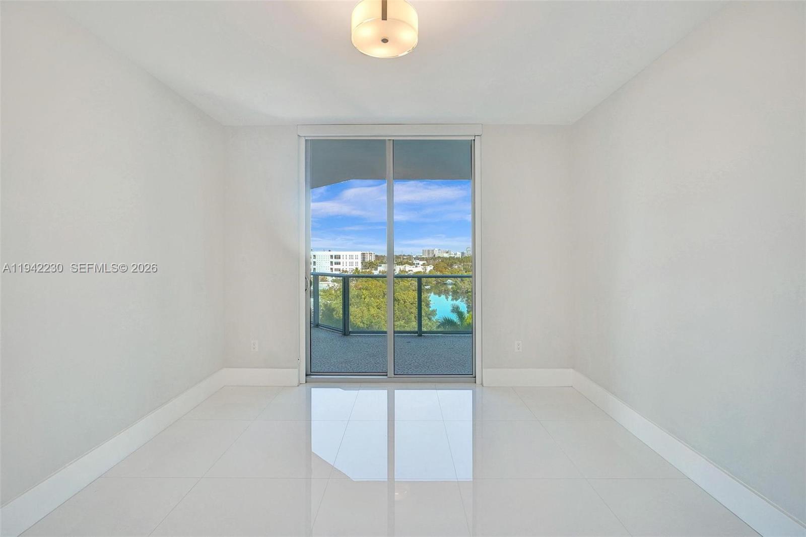 Photo of 17301 Biscayne Blvd  #708, North Miami Beach, Florida, 33160 - 