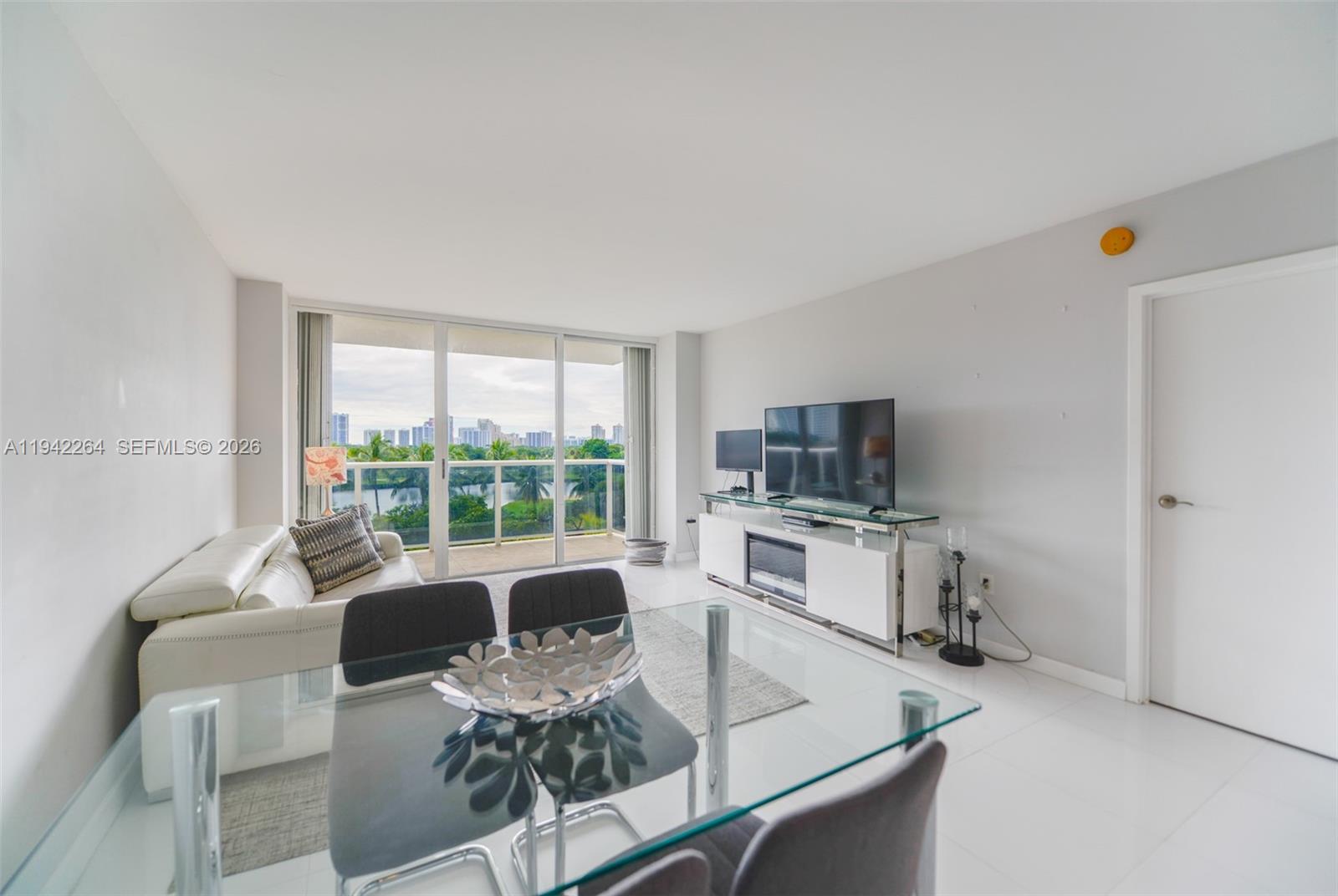 Photo of 3625 Country Club Dr #607, Aventura, Florida, 33180 -