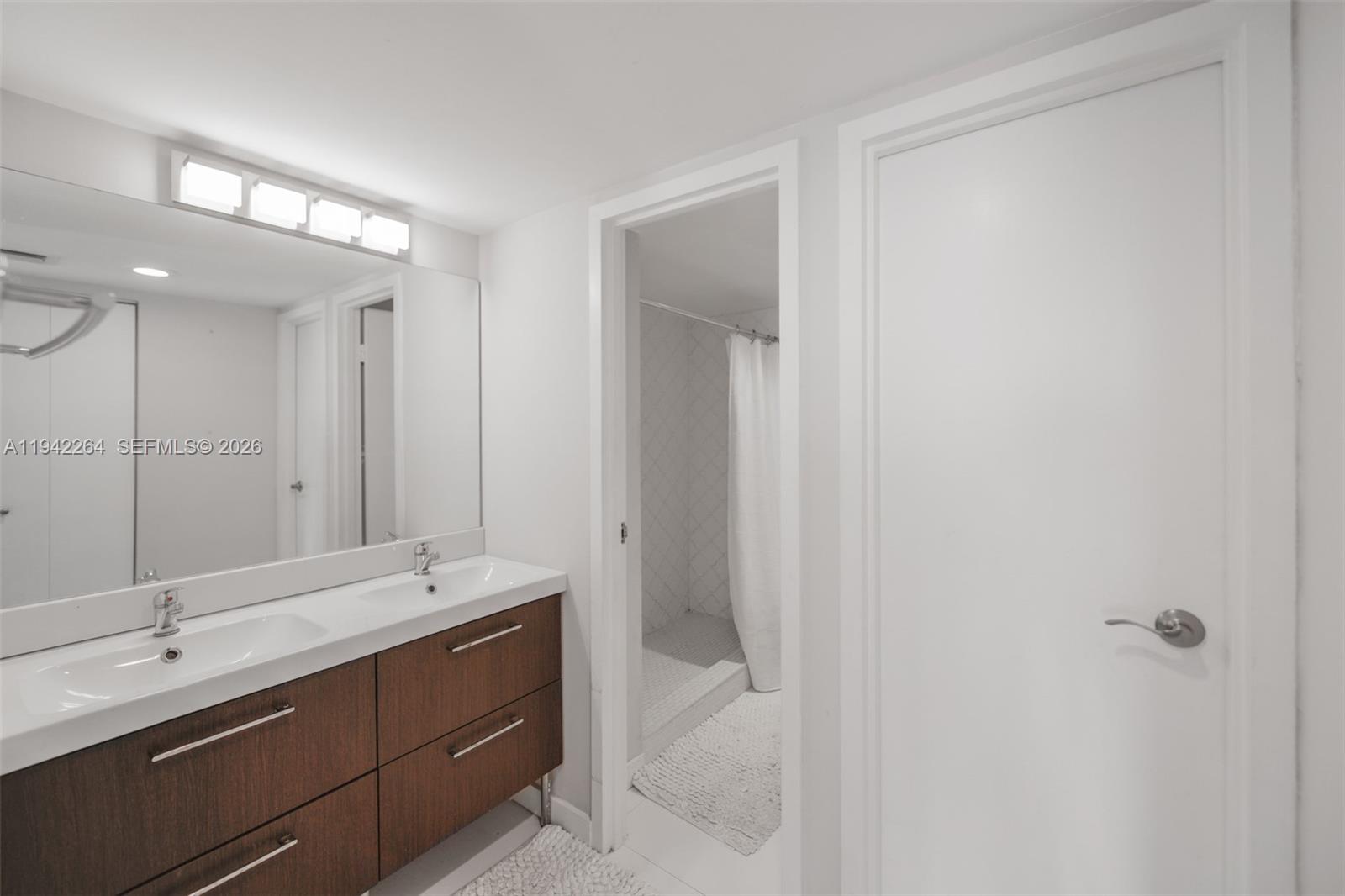 Photo of 3625 Country Club Dr #607, Aventura, Florida, 33180 -