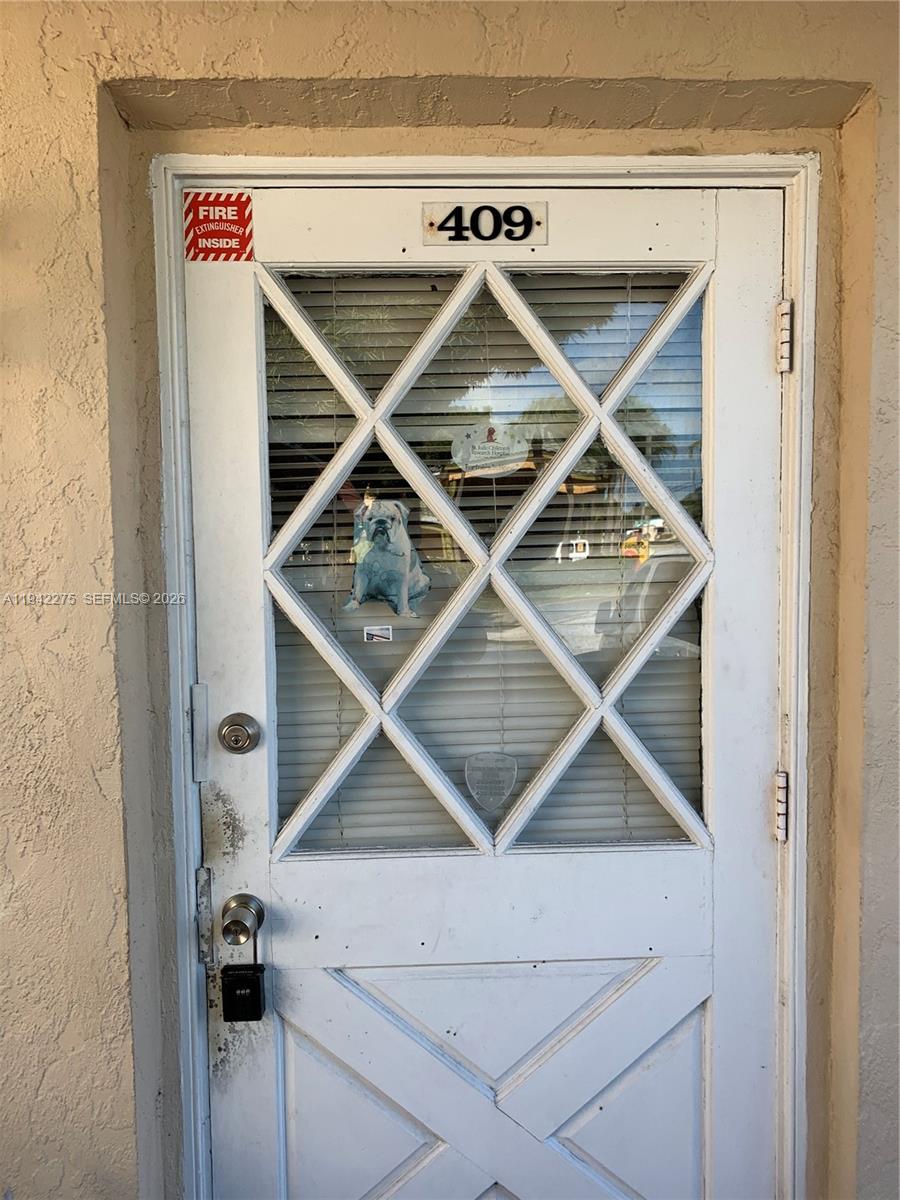   /   кв.футов $ 2026-01-09 0 Фото