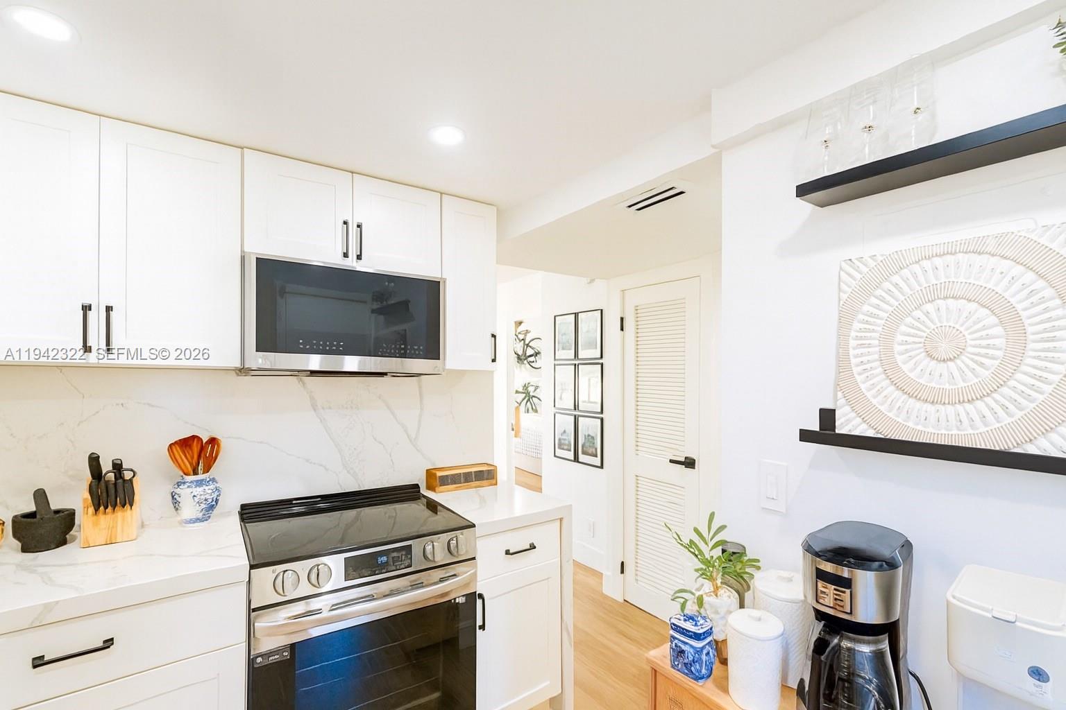 Photo of 3401 Country Club Dr  #716, Aventura, Florida, 33180 - 