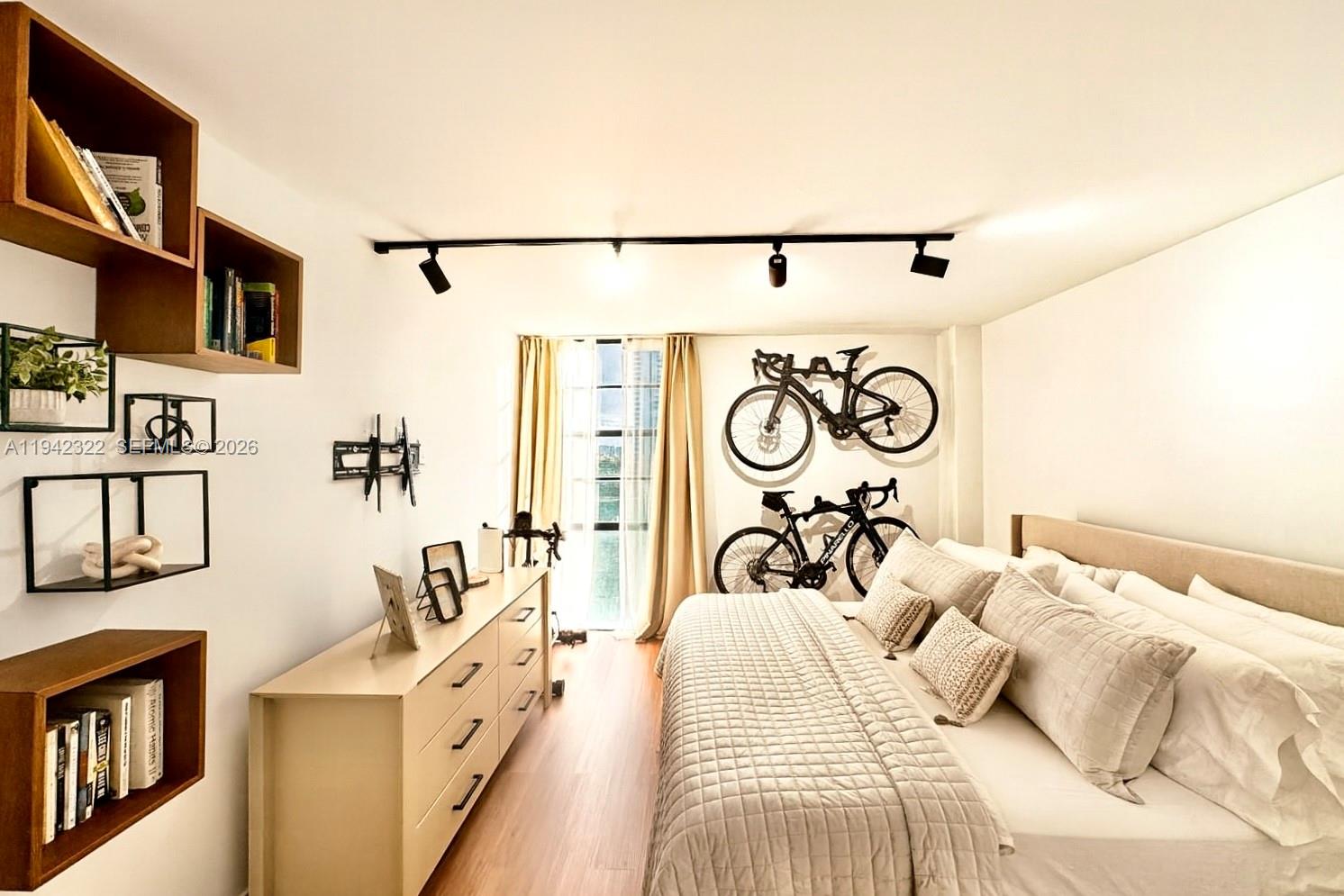 Photo of 3401 Country Club Dr  #716, Aventura, Florida, 33180 - 