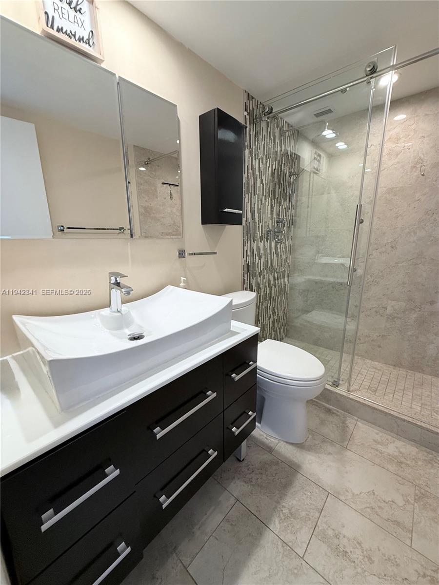 Photo of 3180 Ocean Dr  #1712, Hallandale Beach, Florida, 33009 - 