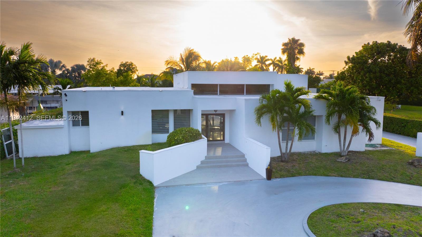 290 5 / 4 4462 sq. ft. $ 2026-01-09 0 Photo