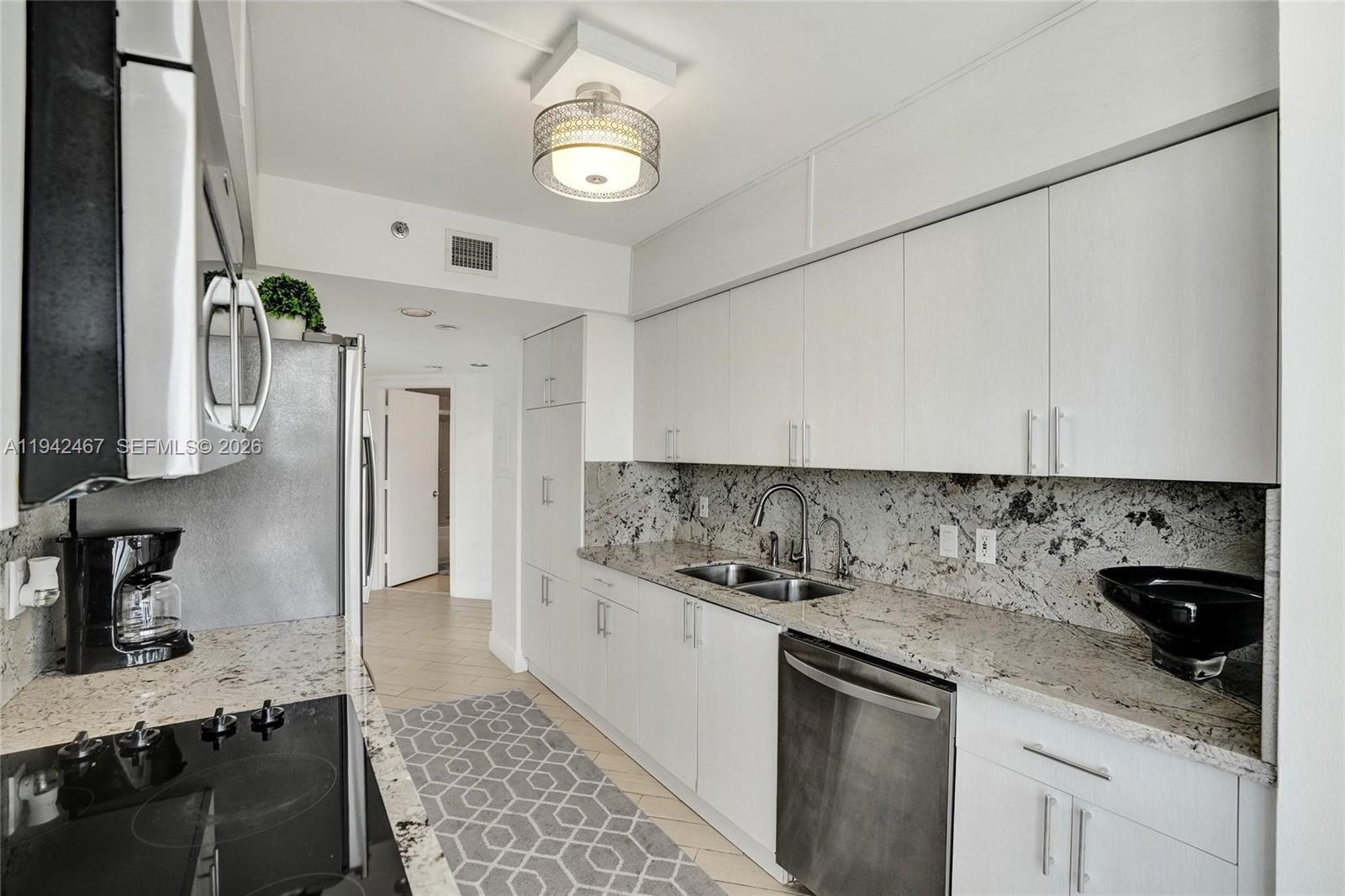 503 3 / 3 1840 sq. ft. $ 2026-01-09 0 foto