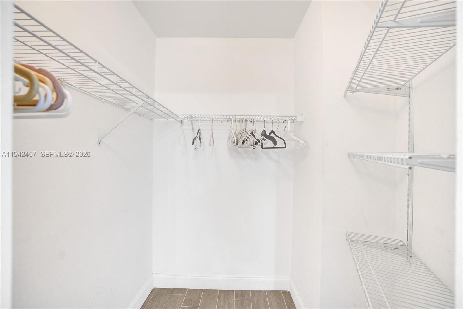 503 3 / 3 1840 sq. ft. $ 2026-01-09 0 foto