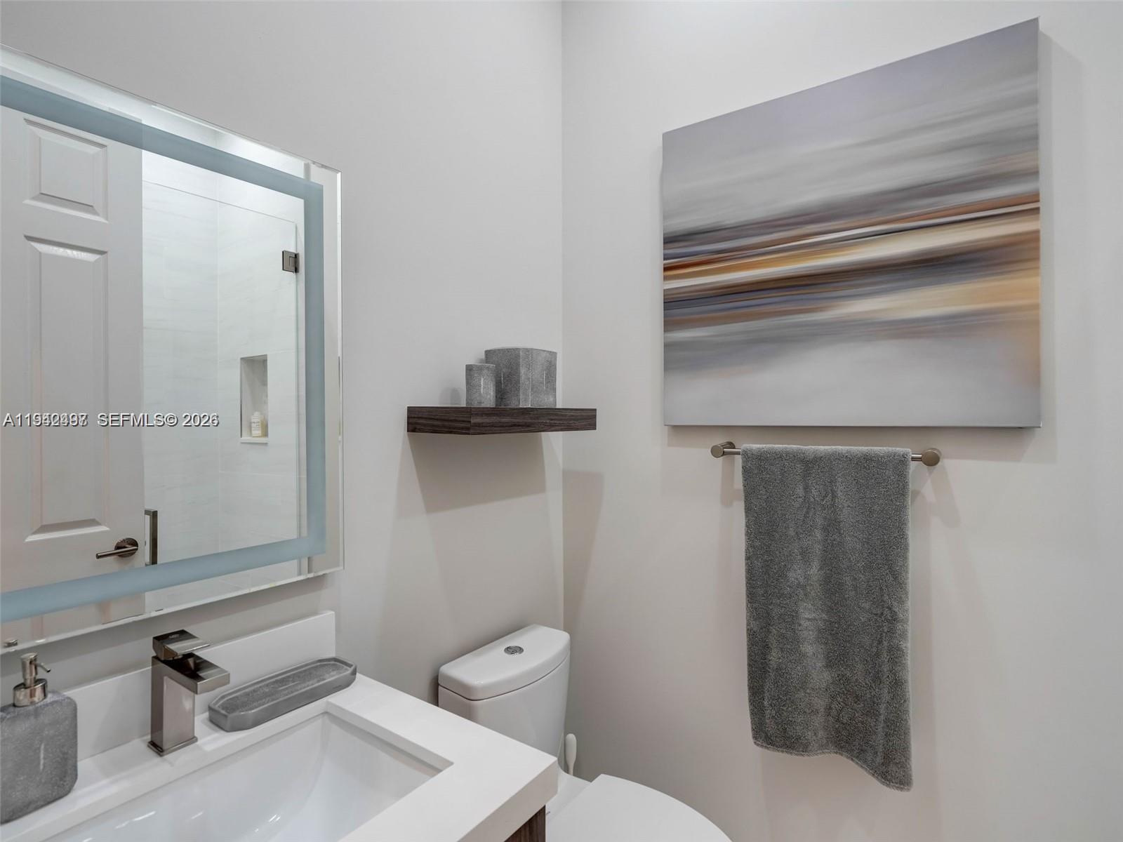 Photo of 963 Harbor Vw S  (963), Hollywood, Florida, 33019 - 