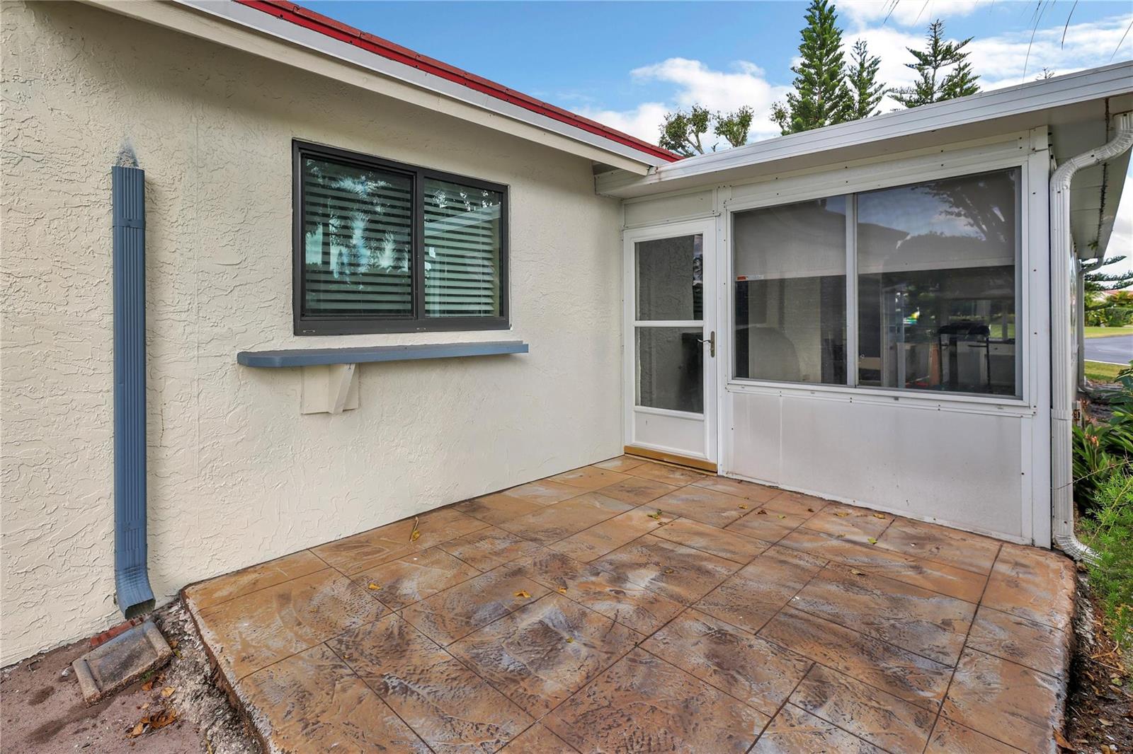 Ver detalles 5541 2 / 2 1534 sq. ft. $ 2026-06-04 0 foto