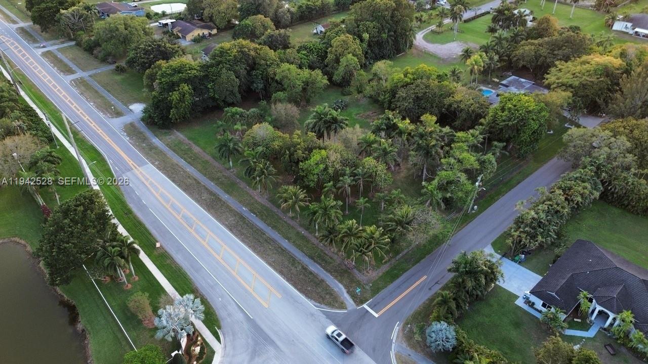   /   sq. ft. $ 2026-01-09 0 foto