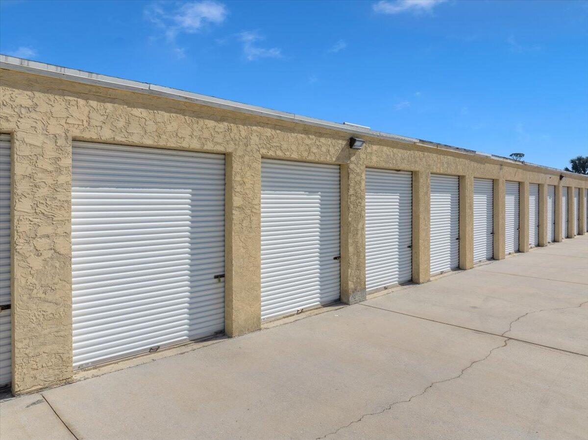 Ver detalles / 4 sq. ft. $ 2026-05-22 0 foto