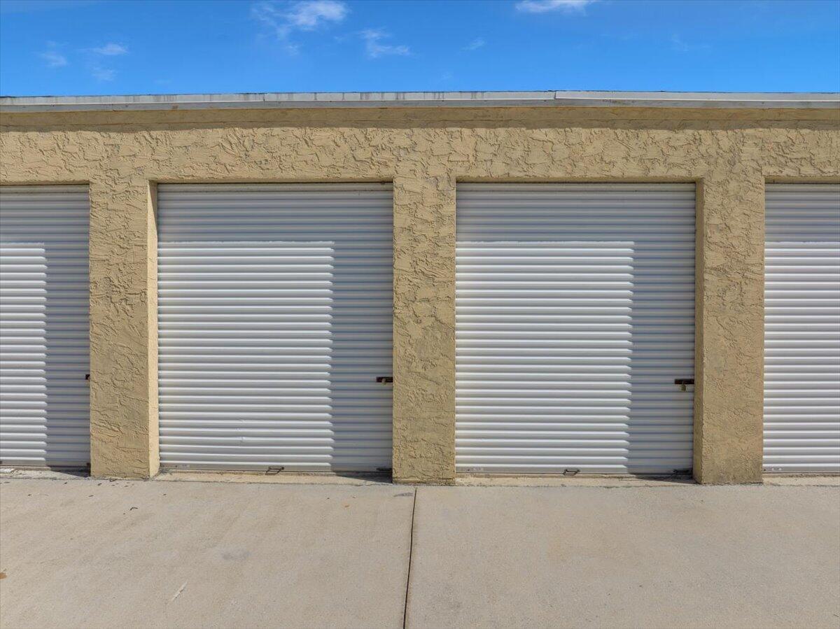 Ver detalles / 4 sq. ft. $ 2026-05-22 0 foto