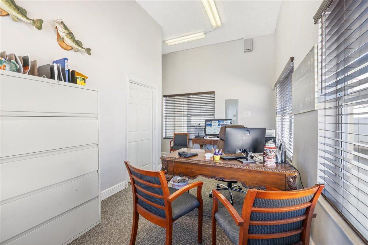 Ver detalles / 4 sq. ft. $ 2026-05-22 0 foto