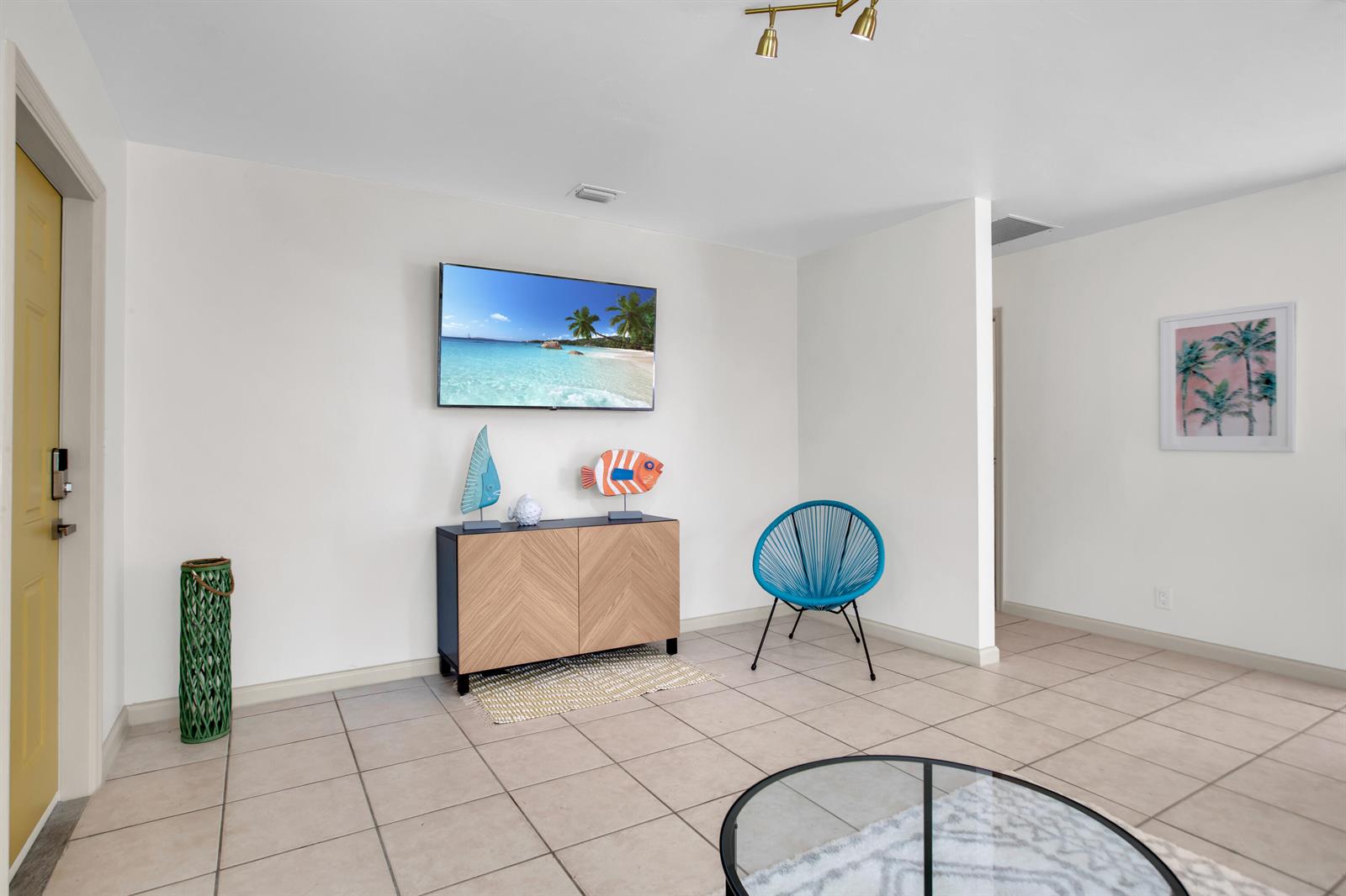 1-2  / 4 1912 sq. ft. $ 2026-05-28 0 foto