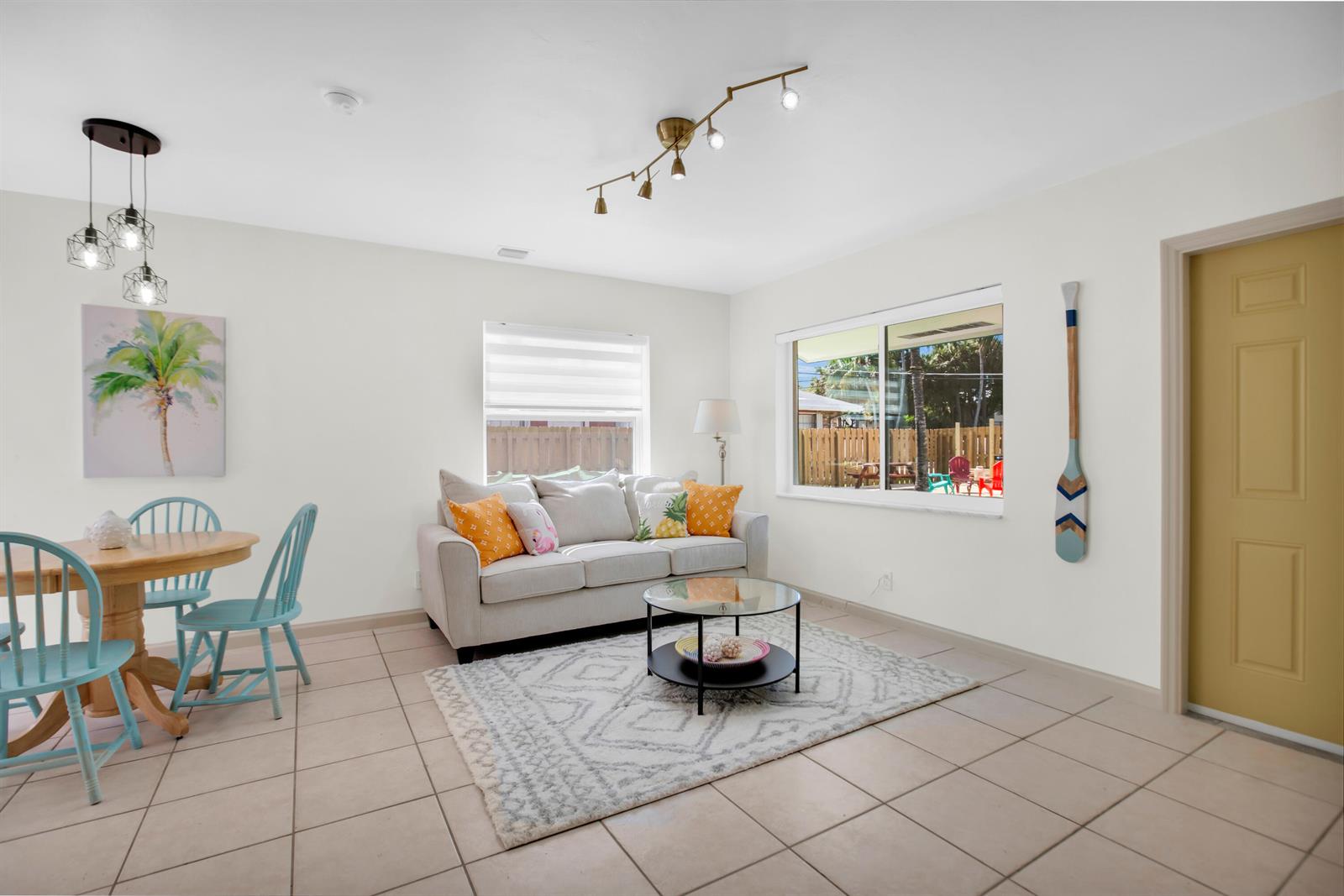 1-2  / 4 1912 sq. ft. $ 2026-05-28 0 foto